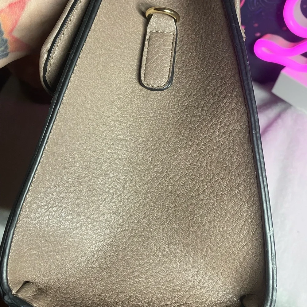 EUC Dune London Satchel - Picture 8 of 9